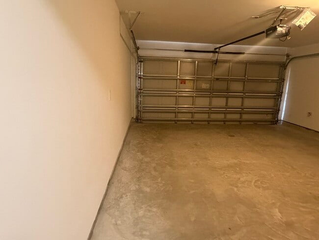 property at 523 Robin Ct