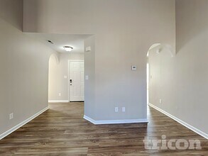 6008 Bradford Ct in Dallas, NC - Building Photo - Building Photo