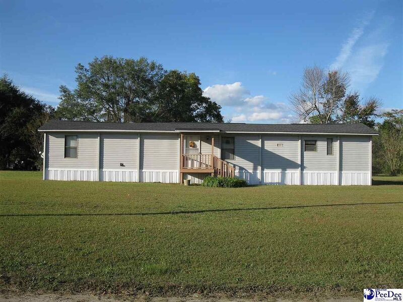 129 Big Oak Loop Rd in Mullins, SC - Building Photo