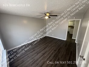 624 Newcastle Dr in Sherwood, AR - Building Photo - Building Photo