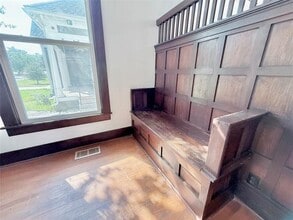 517 W Hull St in Denison, TX - Building Photo - Building Photo