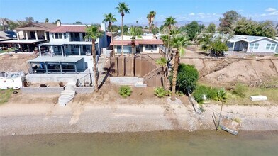 2077 Whitewater Dr in Bullhead City, AZ - Building Photo - Building Photo
