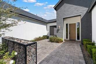 8413 N Diller Grove Ln in Phoenix, AZ - Building Photo - Building Photo