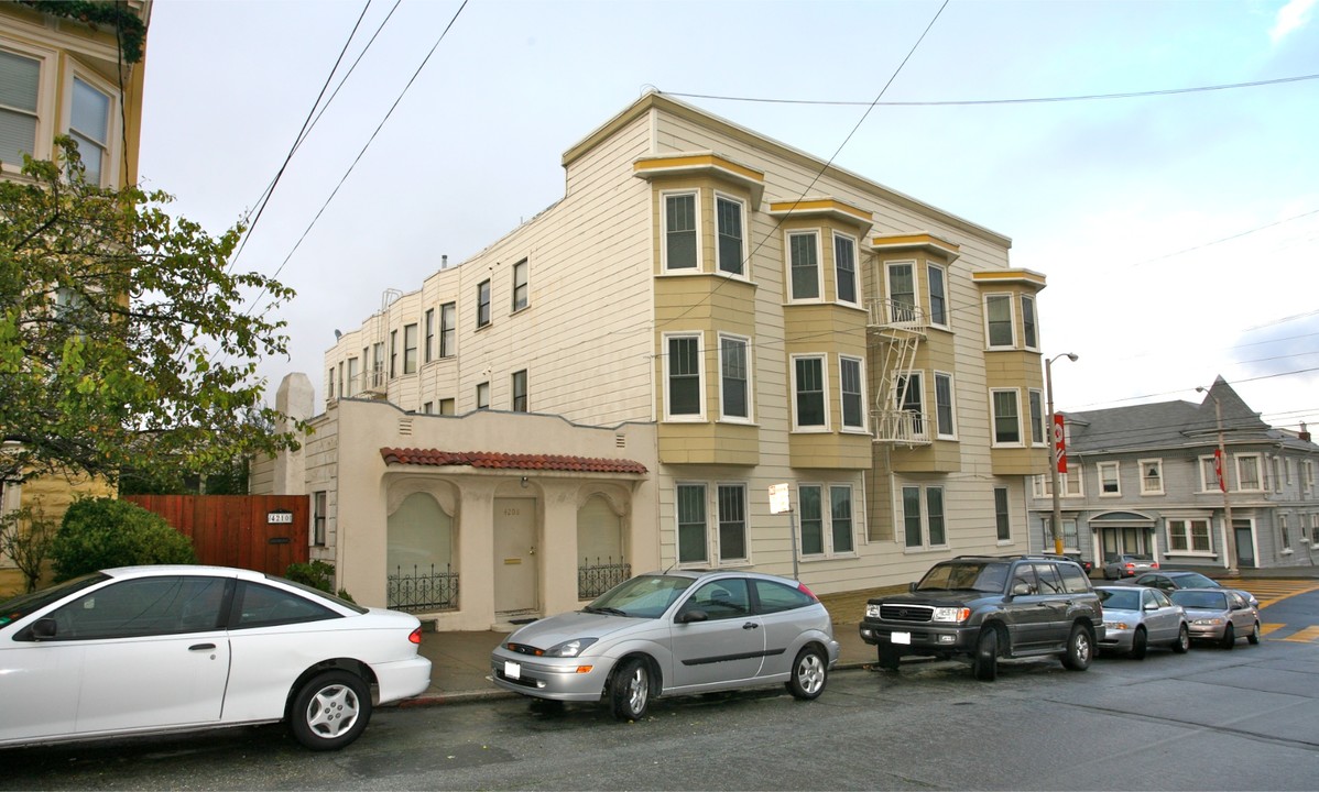 1450 Castro St. & 4208 25th St in San Francisco, CA - Building Photo