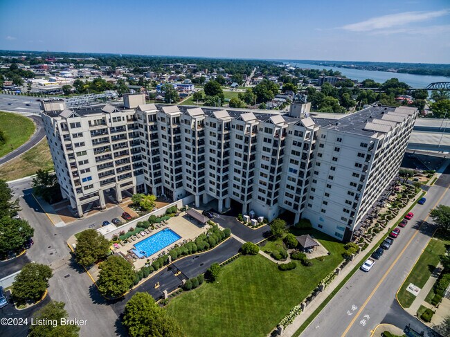 property at 1 Riverpointe Plaza