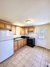 12364 Mason Ave in Chester, VA - Foto de edificio - Building Photo