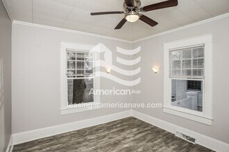 409 Hampton St in Camden, SC - Foto de edificio - Building Photo