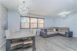 458 Neptune Ave in Brooklyn, NY - Building Photo - Building Photo