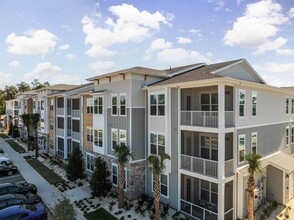 The Quinn Luxury Apartment Homes in Pensacola, FL - Building Photo - Building Photo