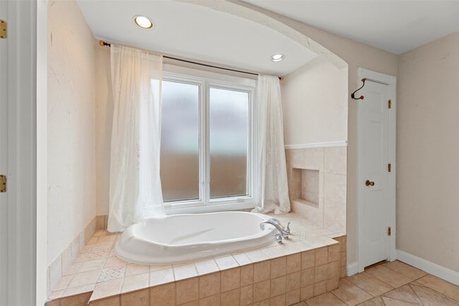 property at 2209 Portsmouth St