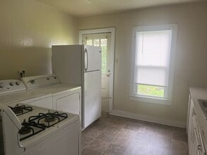 810 N Denver Ave in Russellville, AR - Building Photo - Building Photo