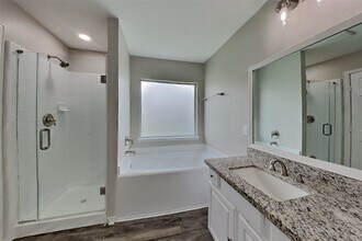 15623 Ashbournne Springs Ln in Houston, TX - Building Photo - Building Photo