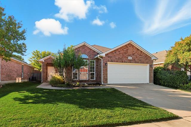 3828 Confidence Dr in Fort Worth, TX - Foto de edificio - Building Photo