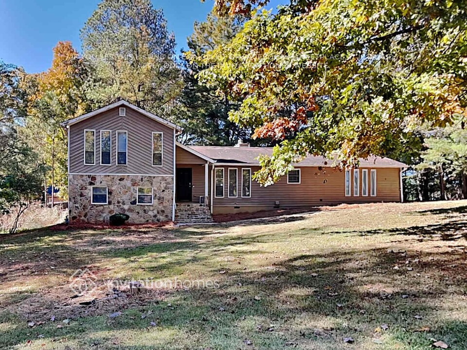 1410 Pilgrim Way in Cumming, GA - Building Photo