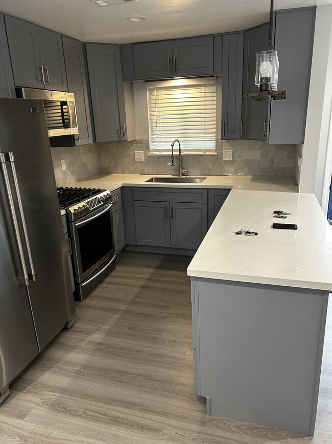 property at 7814 Lindley Ave