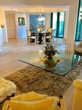 100 SE 5th Ave in Boca Raton, FL - Building Photo - Building Photo