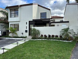 9734 NW 5th Terrace in Miami, FL - Building Photo