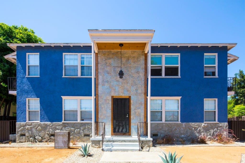 Elm at Bixby Knolls in Long Beach, CA - Building Photo