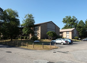 West Village Apartments in Charleston, SC - Building Photo - Building Photo