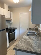 2913 Monroe Dr in New Bern, NC - Building Photo - Building Photo