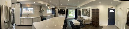 27 Amberjack Blvd in Toronto, ON - Building Photo - Building Photo