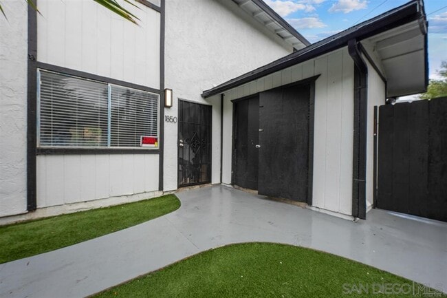 property at 1852 Bakersfield St