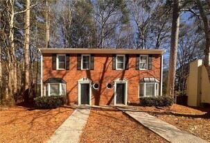 1119 Booth Ct SW in Marietta, GA - Building Photo