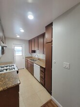 1051 Dawson Ave in Long Beach, CA - Building Photo - Building Photo