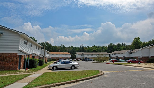 Wildwood Apartments in Valparaiso, FL - Building Photo - Building Photo