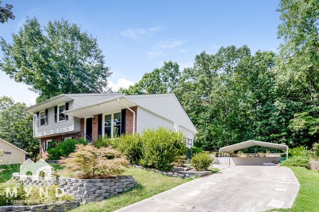 1530 Ridgewood Dr in Gastonia, NC - Foto de edificio - Building Photo