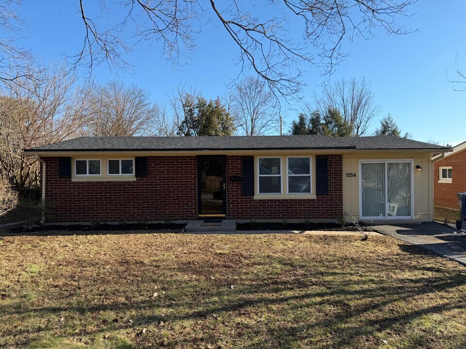 1554 Jacana Dr in Lexington, KY - Building Photo