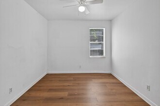 635 6th St in West Palm Beach, FL - Foto de edificio - Building Photo