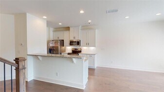 5873 Greystone Dr in Lithonia, GA - Building Photo