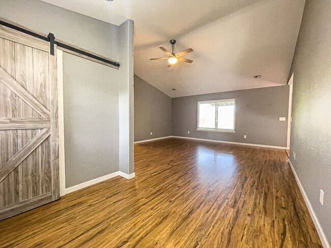 1744 Louise Ave in Medford, OR - Building Photo - Building Photo