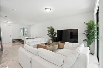 26548 Bonita Fairways Blvd in Bonita Springs, FL - Building Photo - Building Photo