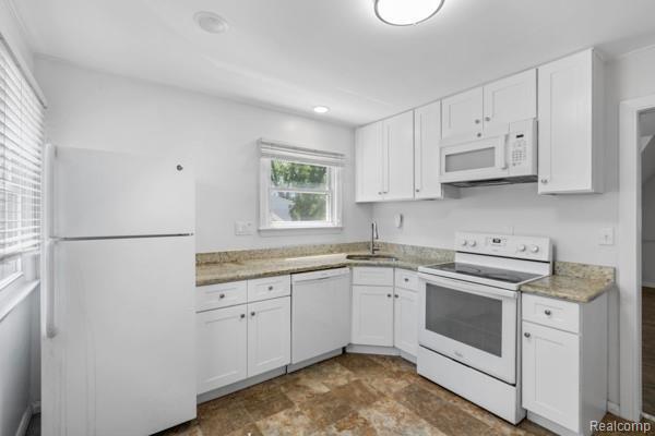 440 Alter Rd in Detroit, MI - Building Photo - Building Photo