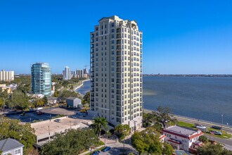 The Stovall on Bayshore in Tampa, FL - Building Photo - Building Photo