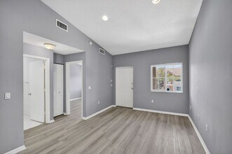 3790 N Jog Rd in West Palm Beach, FL - Building Photo - Building Photo