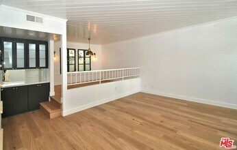 4241 Colfax Ave in Los Angeles, CA - Building Photo - Building Photo