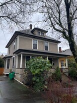 2002 NE 13th Ave in Portland, OR - Building Photo