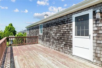21 Reardon Dr in Middletown, RI - Building Photo - Building Photo