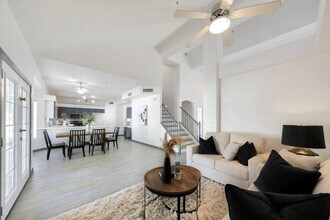 11832 E Clinton St in Scottsdale, AZ - Building Photo - Building Photo