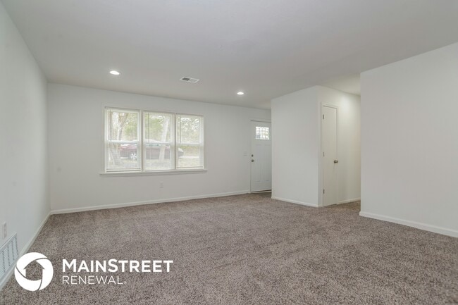 7411 NW Oak Dr in Kansas City, MO - Building Photo - Building Photo