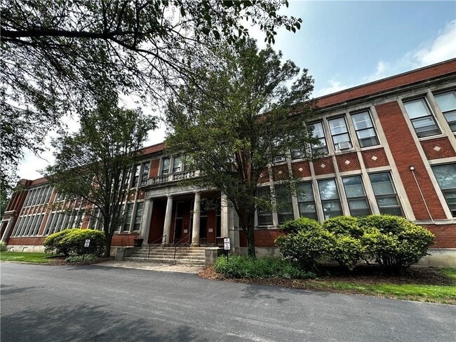 409 La Grange Ave in Rochester, NY - Building Photo - Building Photo
