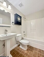 80 Corn Crib Dr in Newnan, GA - Building Photo - Building Photo