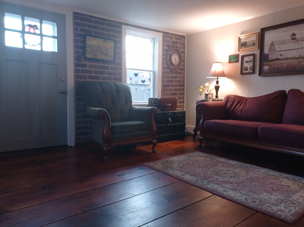 105 W Main St Rentals in Strasburg, PA