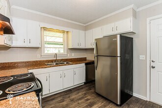 4010 Pine Cone Dr in Columbia, SC - Foto de edificio - Building Photo