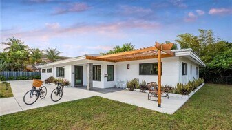 201 NE 26th Ave in Pompano Beach, FL - Building Photo