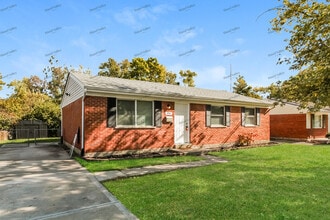 1934 Windmill Way in Cincinnati, OH - Building Photo - Building Photo