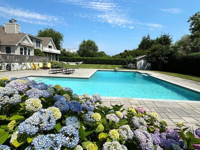 property at 1080 Lands End Rd